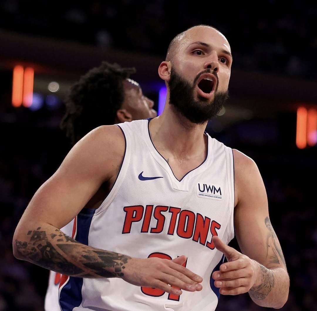 إيفان فورنييه ينضم إلى أوليمبياكوس