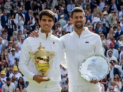 Alcaraz beats Djokovic to retain Wimbledon title