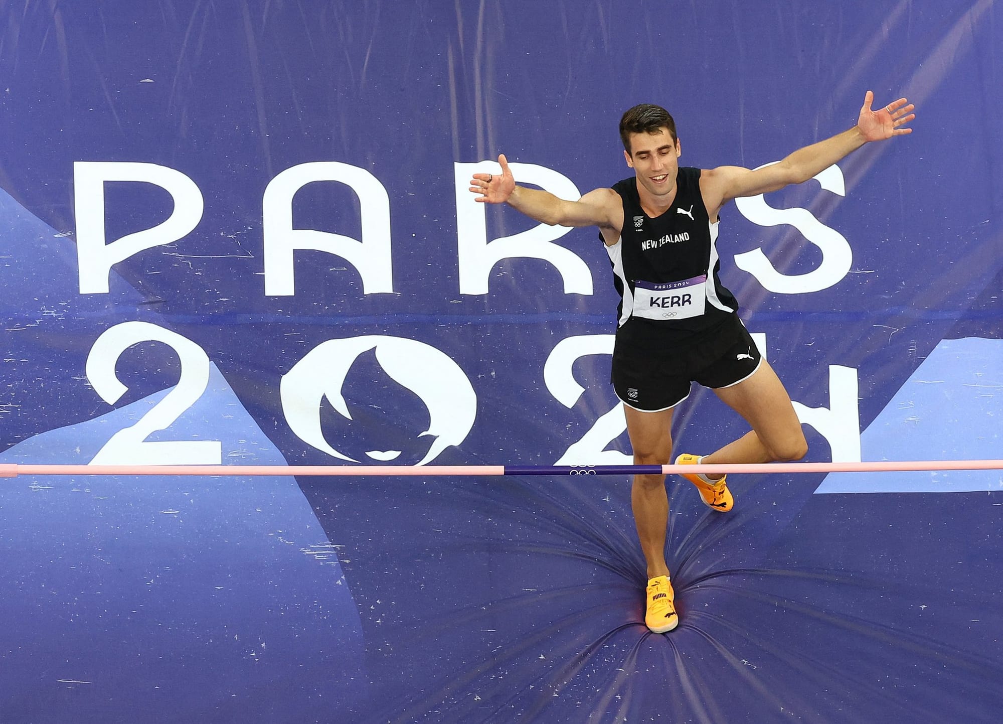النيوزيلندي هيميش كير يحرز ذهبية
الوثب العالي في أولمبياد باريس 2024