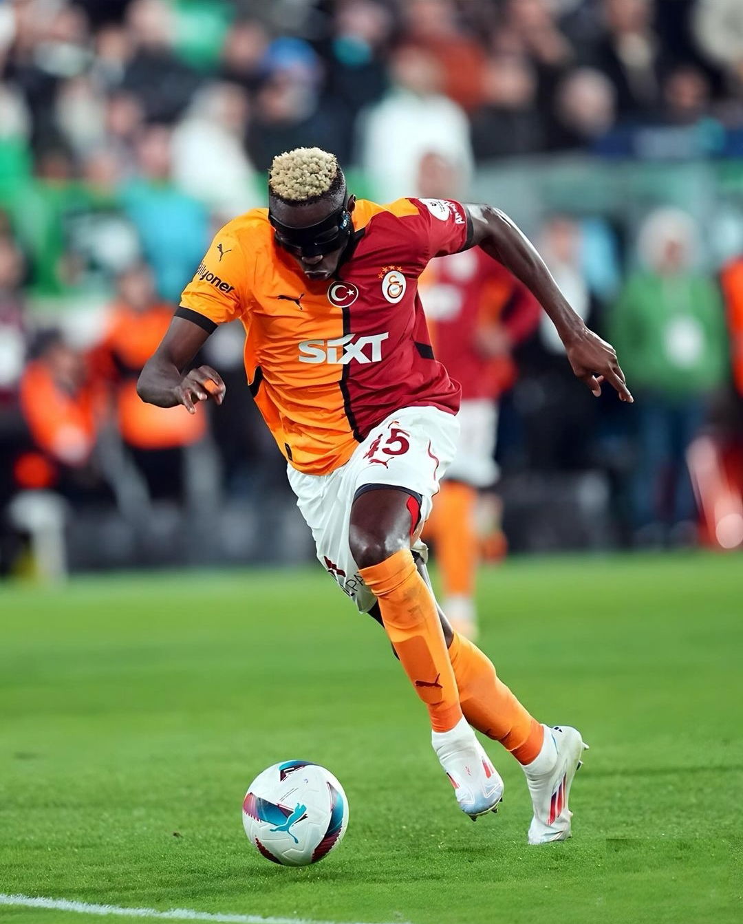 غلطة سراي يسعى للحفاظ على أوسيمين