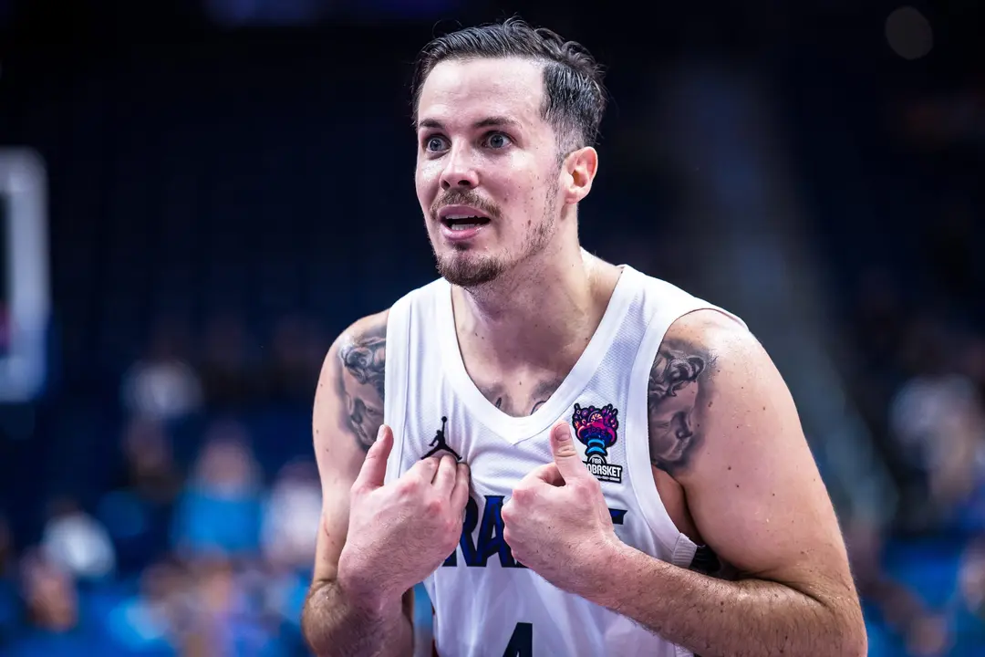 برشلونة يستبعد هورتيل!