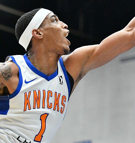 هومنتمن بيروت يضم كيني ووتن إلى صفوفه