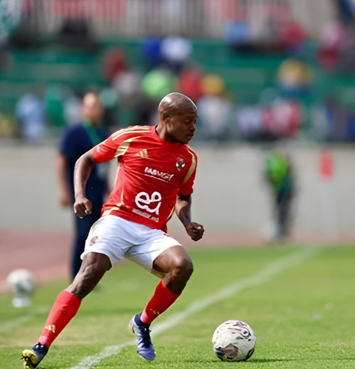 بيرسي تاو ينتقل رسميًا إلى نادي قطر القطري