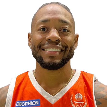 حراجل يعزز صفوفه بلاعب ارتكاز أميريكي مميز