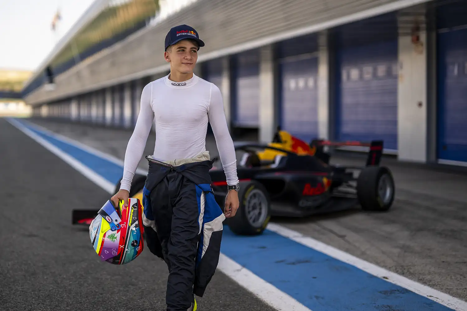 كريستوفر فغالي يحقق انطلاقة مميزة في الفورمولا