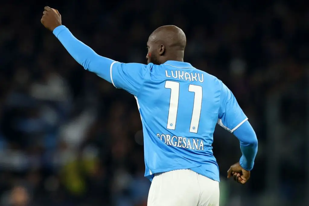 لوكاكو يدخل نادي الـ 200