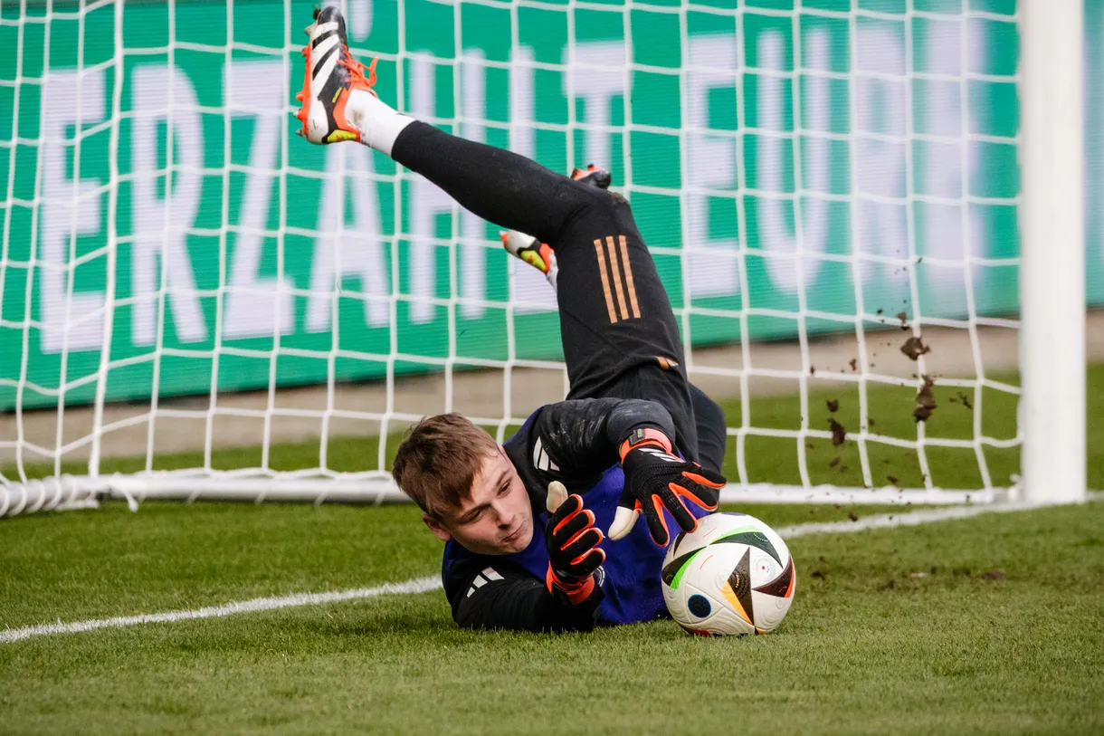 بايرن ميونخ يتوصل لاتفاق لضم الحارس أوربيغ