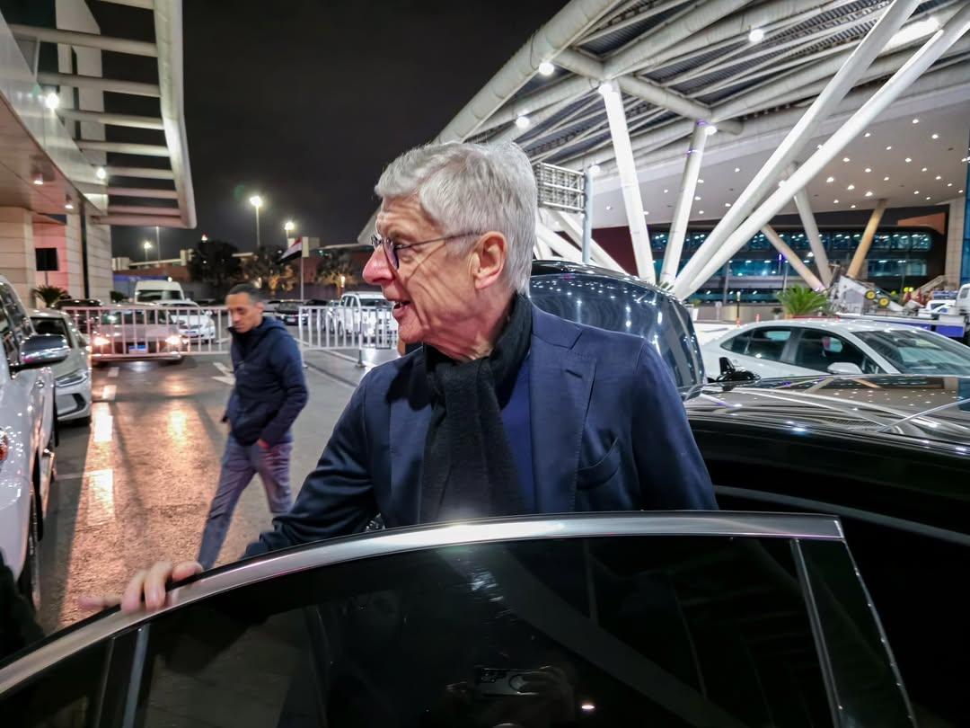 فينغر في القاهرة لإطلاق برنامج اكتشاف المواهب الكروية