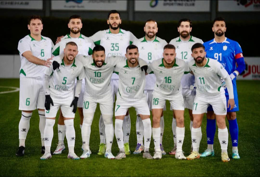 الأنصار يعزز صدارته للدوري بفوز مثير على العهد