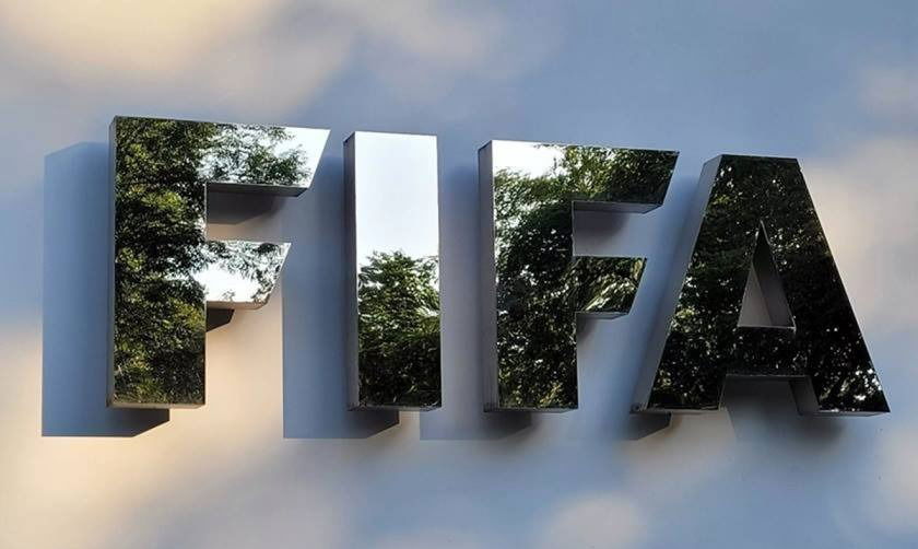 "فيفا" يؤجّل كأس العالم للأندية للسيدات