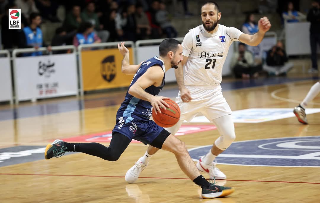 الأنطونية يكتسح المركزية