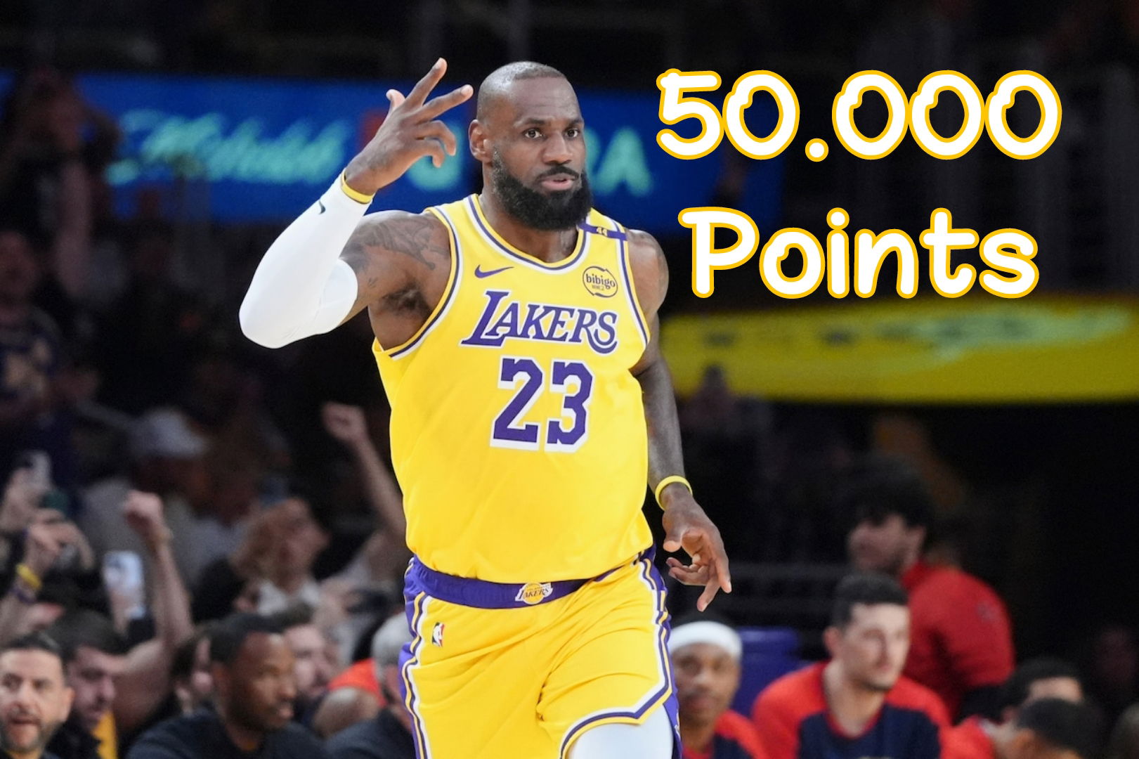 ليبرون جيمس يدخل التاريخ