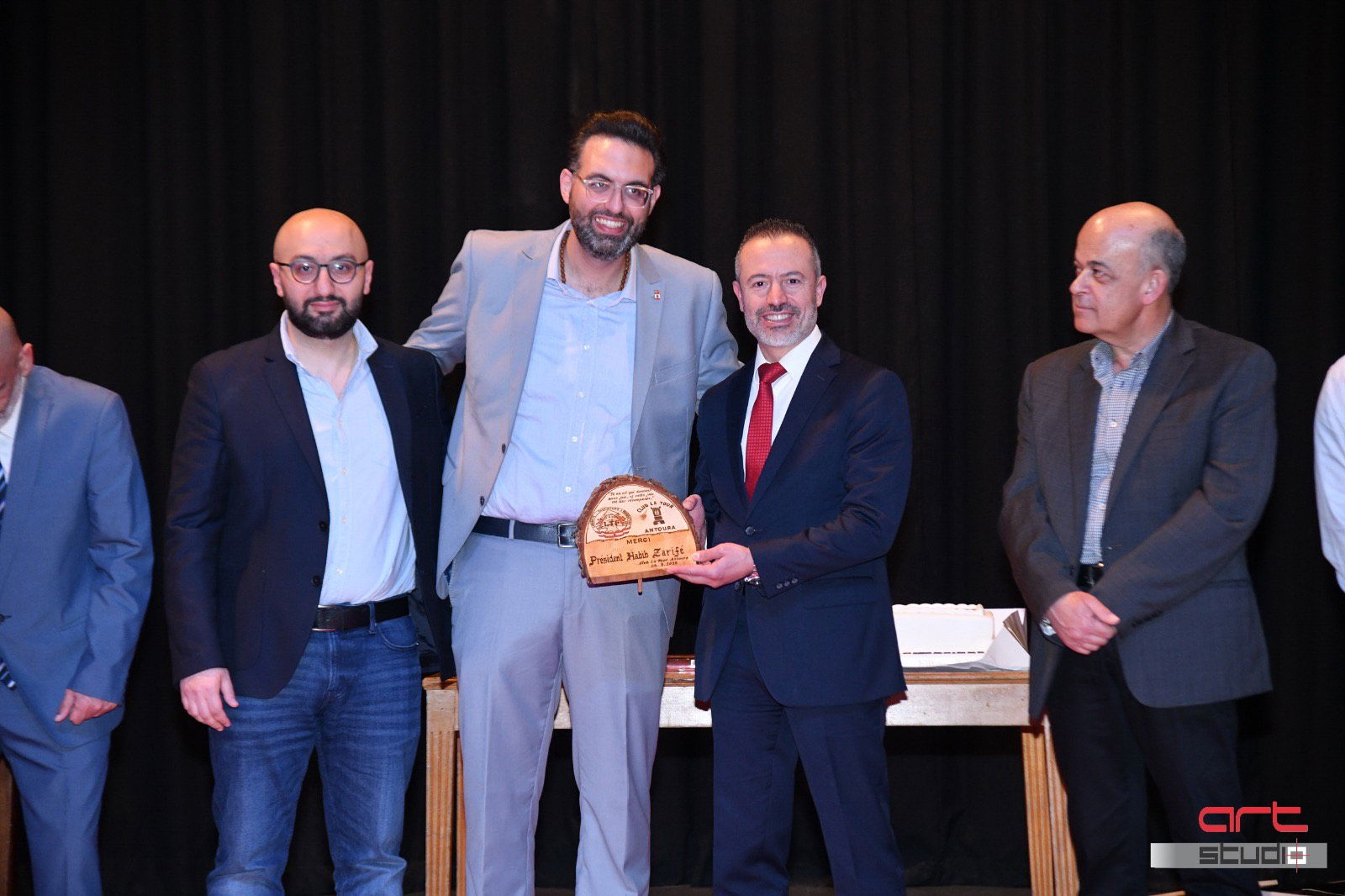  نادي البرج (عينطورة) يكرّم أبطاله وبطلاته