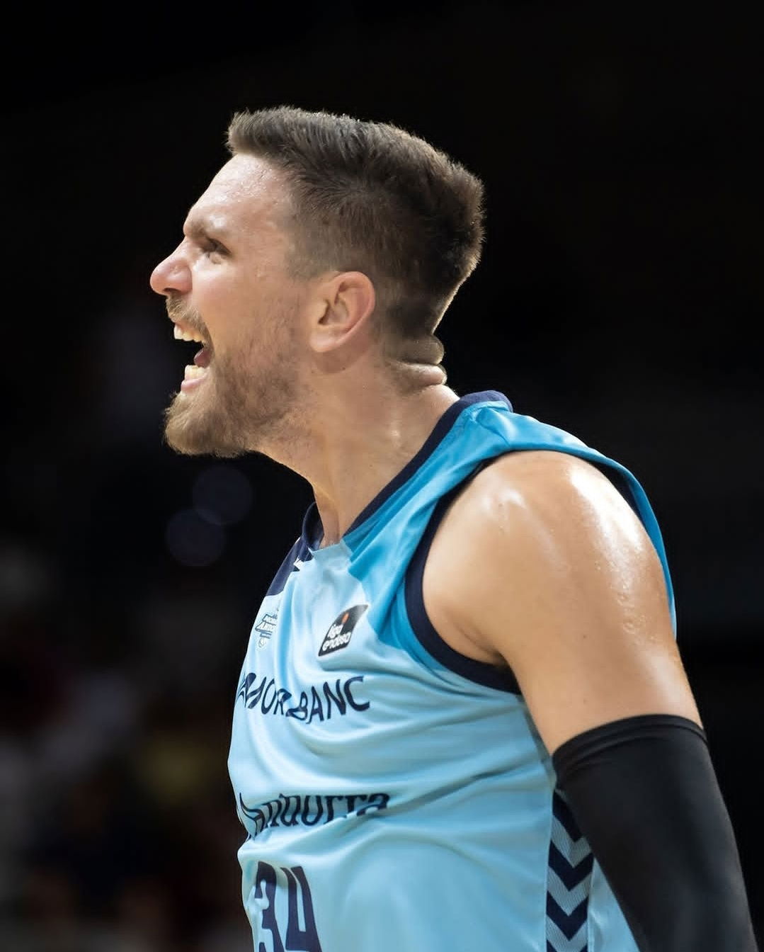 الرياضي يعزز صفوفه بالتعاقد مع مارين ماريتش