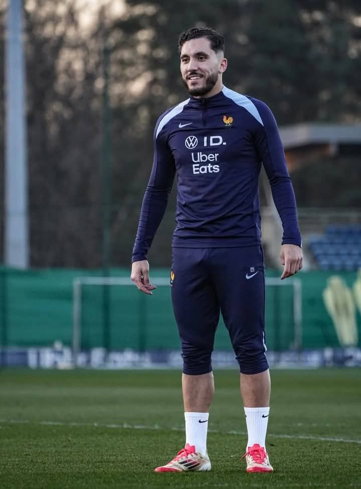 ريان شرقي المنتخب الفرنسي أو الجزائري؟