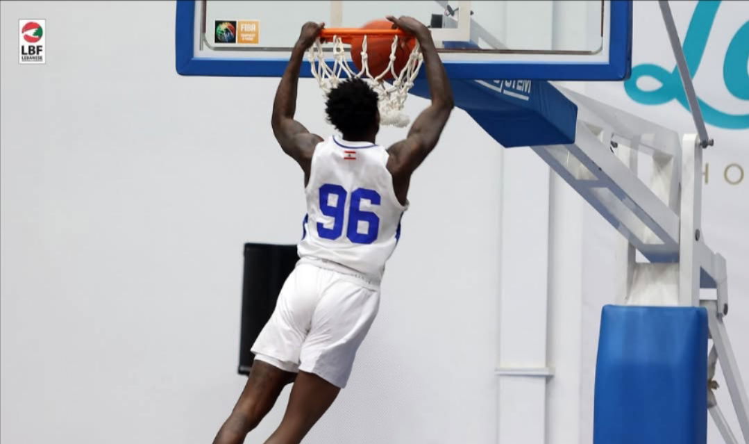 هوبس يقترب من المربع الذهبي والشانفيل يعقّد وضع ميروبا