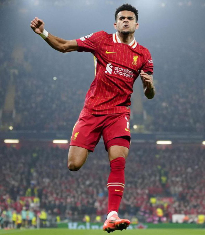 دياز يقترب من النصر