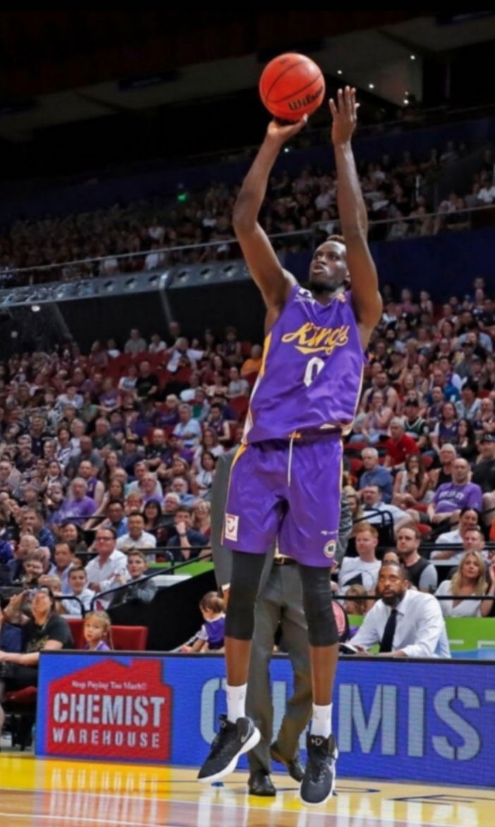 بيروت فيرست يعزز صفوفه بالنجم دينغ دينغ