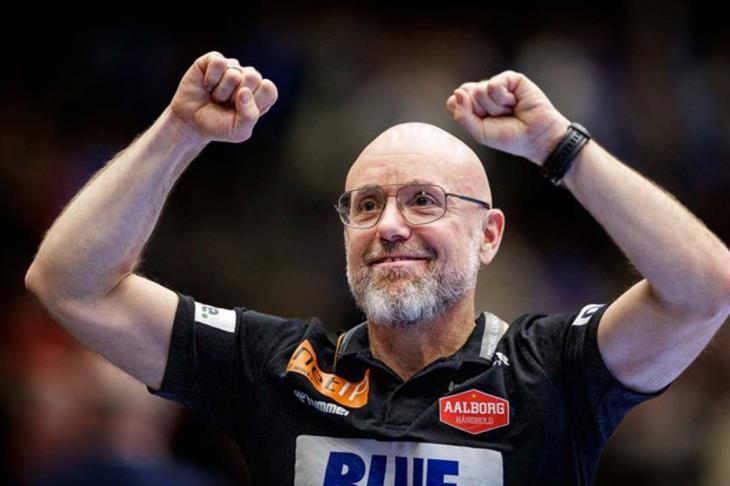 مادسن يكتب فصلاً ذهبياً في تاريخ يد الأهلي