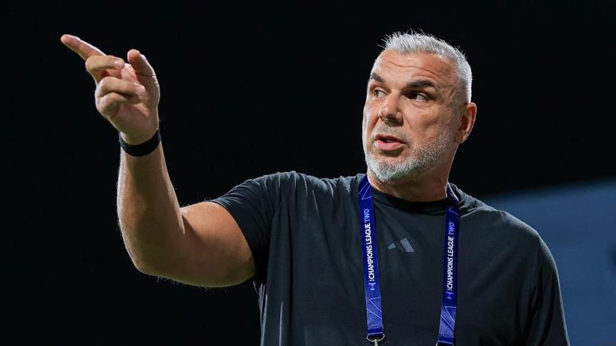 أولاريو مدربًا للإمارات