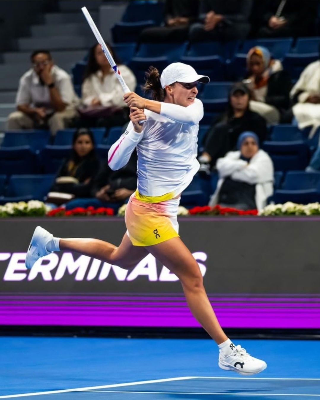 شفيونتيك: "لسنا آلات.. والرقابة تُرهقنا"