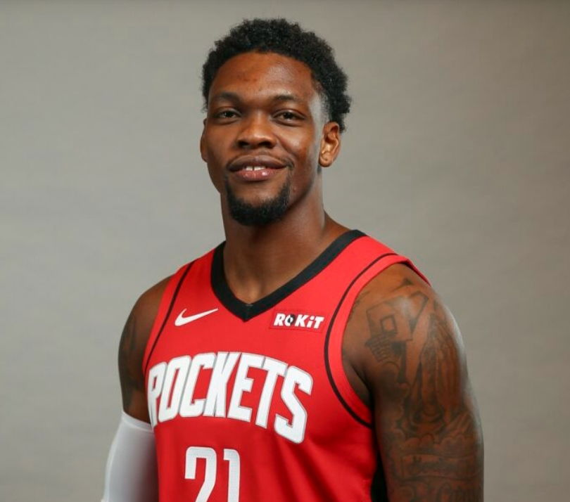 بيروت يتعاقد مع لاعب عمان يونايتد