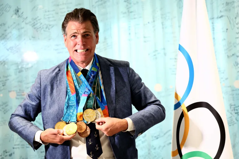 ميداليات تعود من تحت الرماد: 
اللجنة الأولمبية تُنصف غاري هول