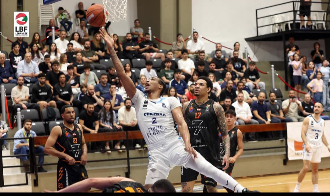 هومنتمن يفوز على المركزية ويقترب من المربع الذهبي