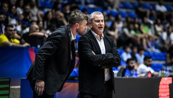 زوروس خارج الحكمة