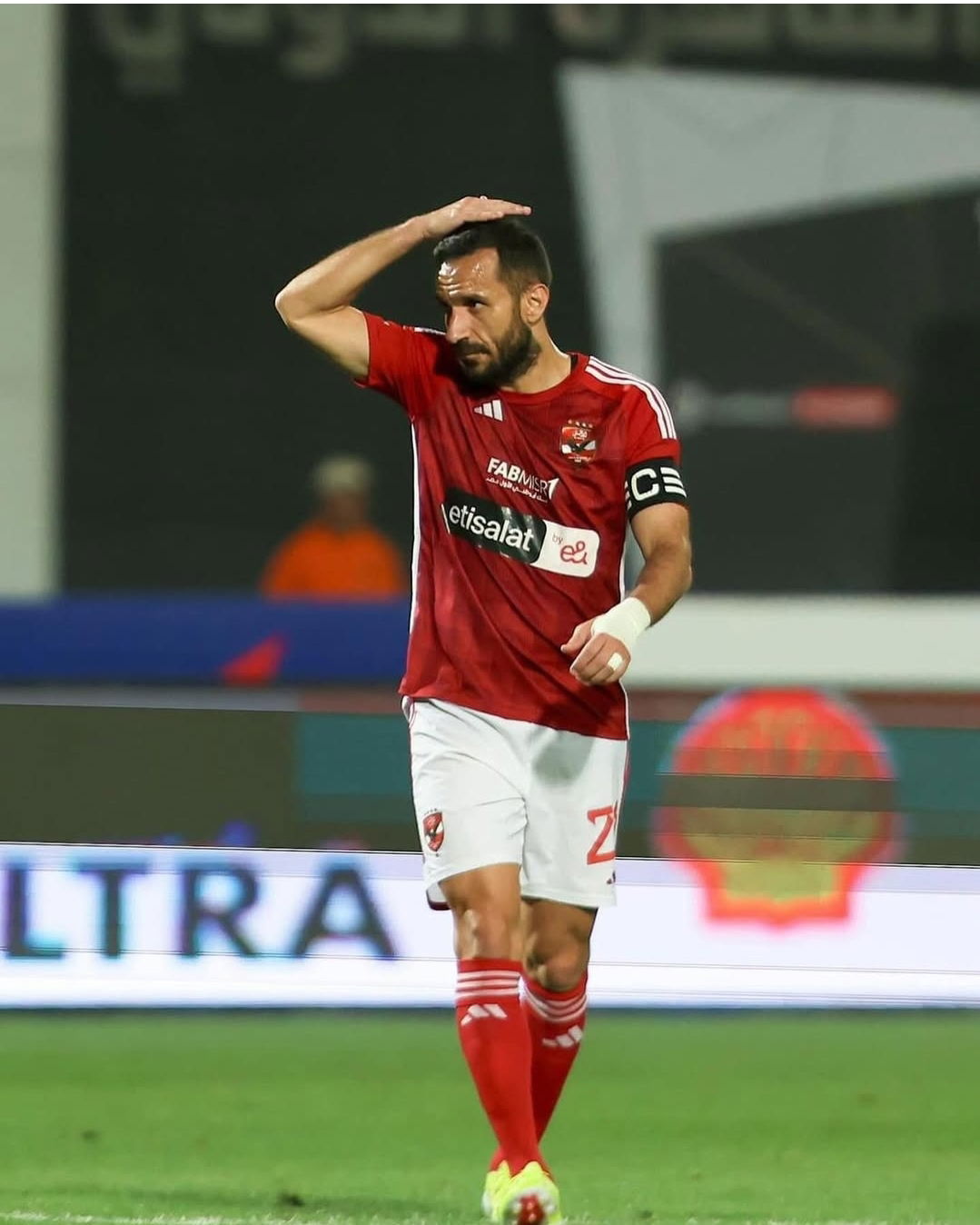 الأهلي يقرر الاستغناء عن علي معلول