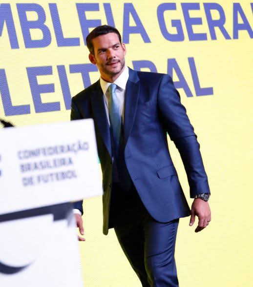 سمير زود يقود كرة القدم البرازيلية