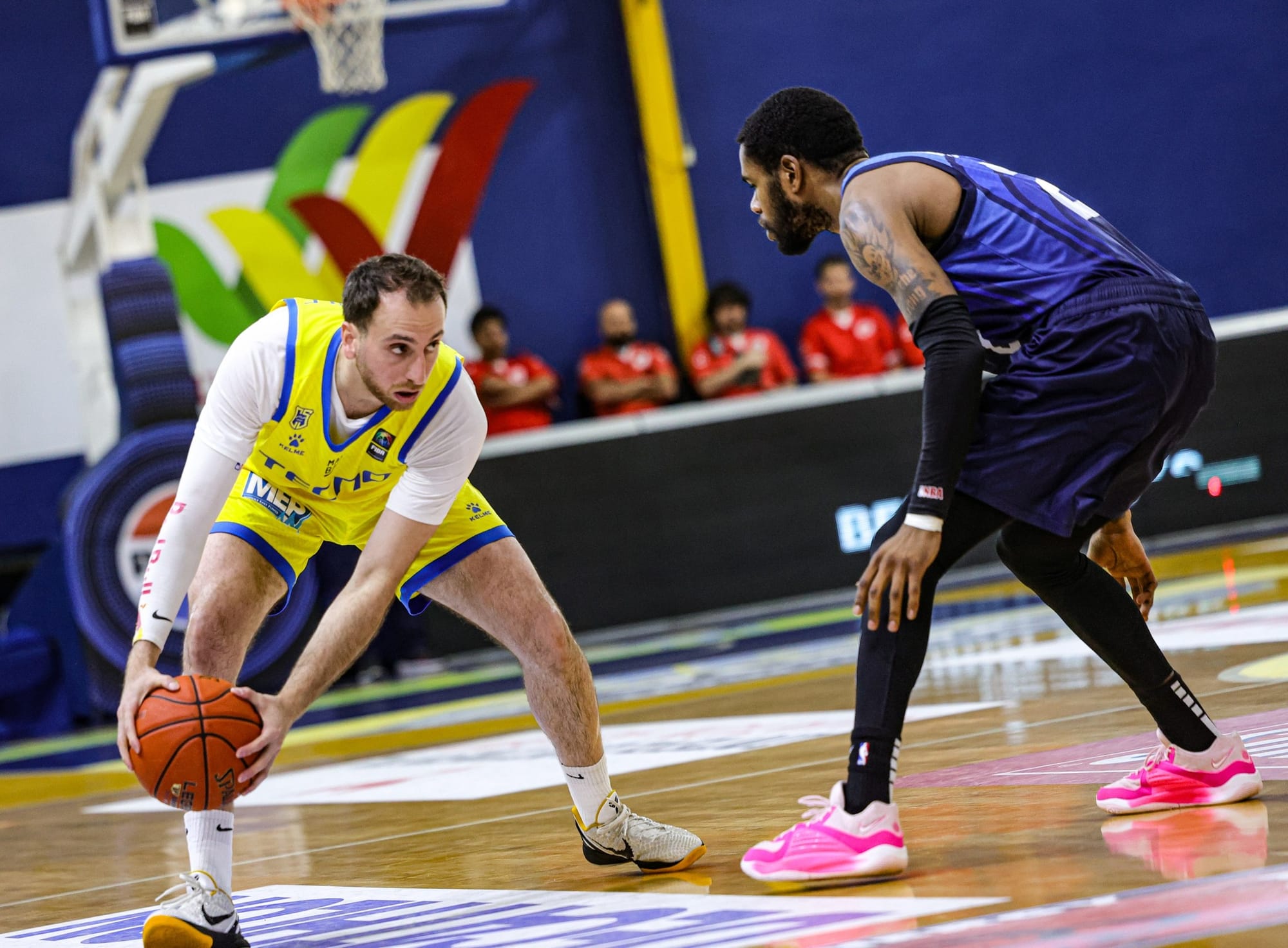 الرياضي يستعرض امام الشانفيل في بطولة لبنان لكرة السلة