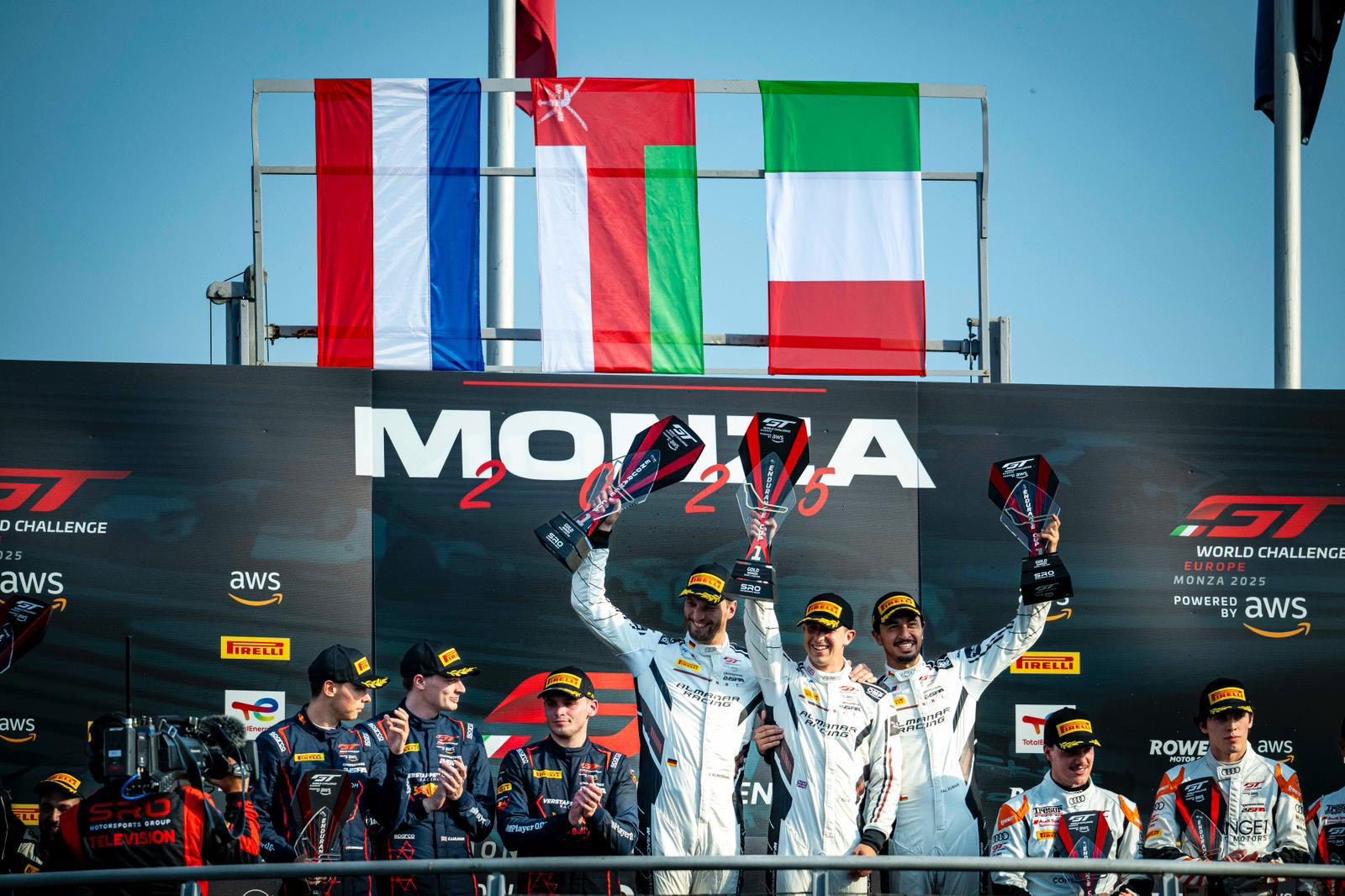 الزبير يتألق في مونزا ويقود "المنار" للفوز بالكأس الذهبي