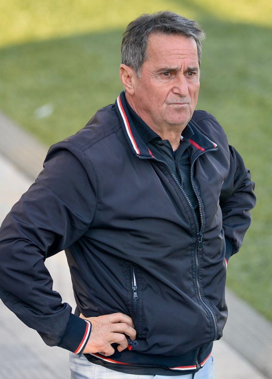 الأنصار يعين الصربي يوفانوفيتش مدربا للفريق