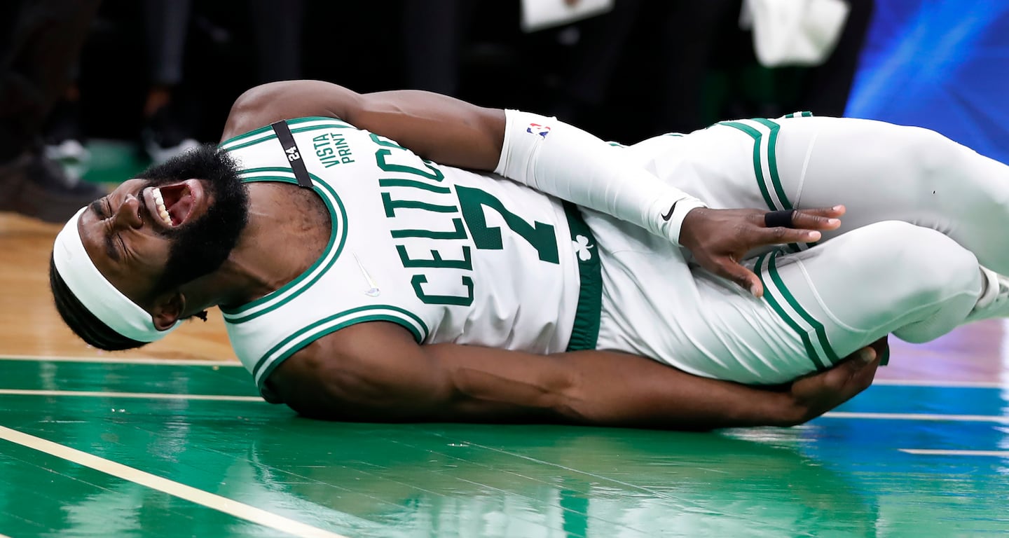 جايلن براون يخضع لجراحة