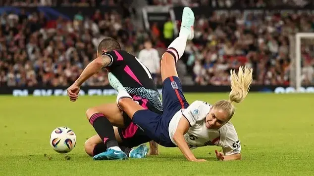 بونوتشي: "لا تزال على قيد الحياة"!