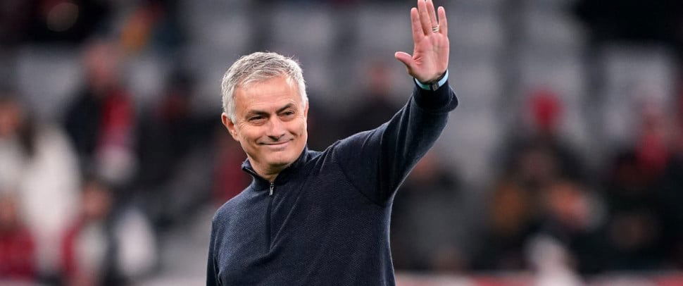 تسريبات تطيح بمسؤولين أتراك... ومورينيو في قلب العاصفة!