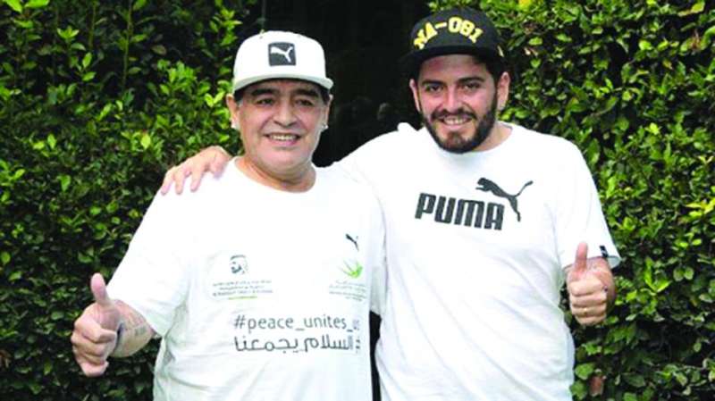 مارادونا: "انسوا اسم عائلتي"