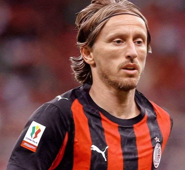 مودريتش يبدأ مشواره مع ميلان برقم تاريخي