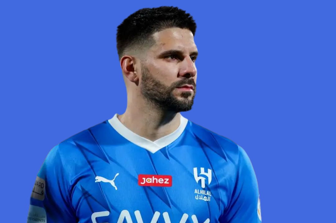 ميتروفيتش يرحل عن الهلال