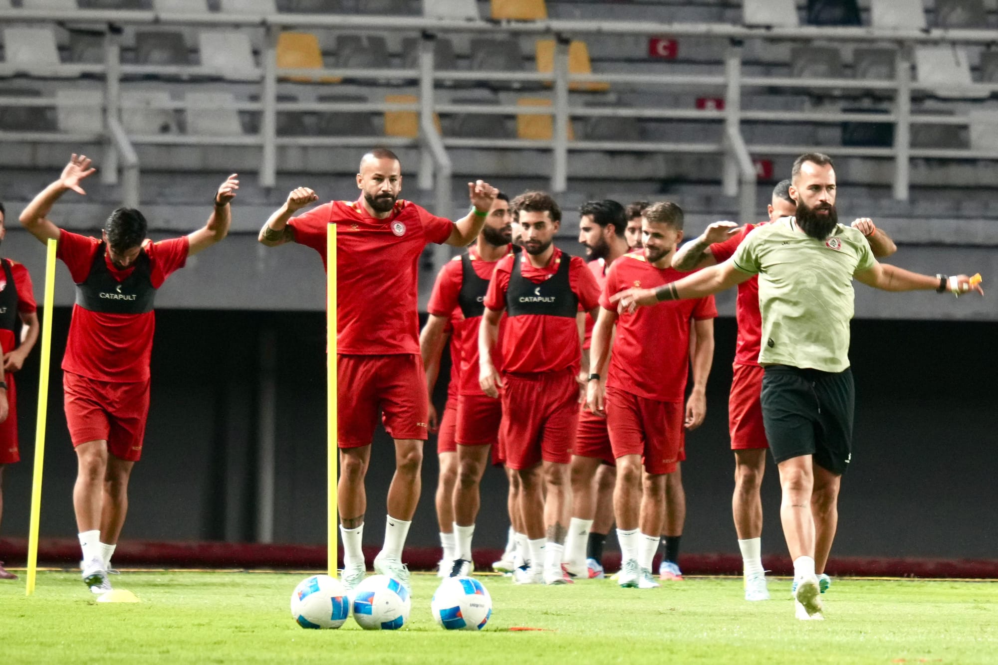 لبنان يواجه إندونيسيا في اختبار ودي