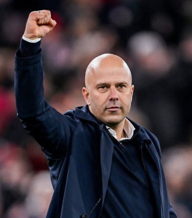 "سلوت" يقود ليفربول إلى أرقام تاريخية