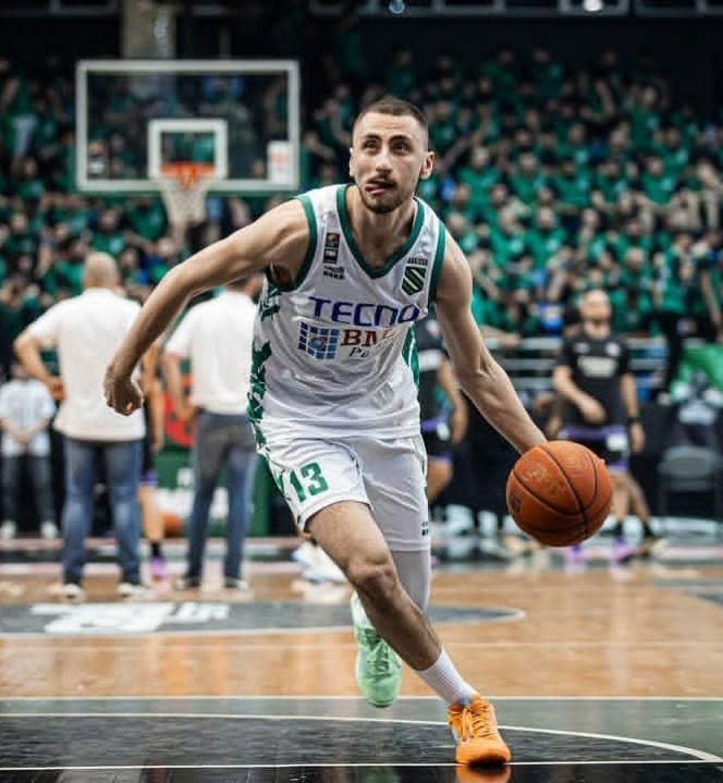 الحكمة يخسر جهود الحاج موسى قبل البطولة العربية