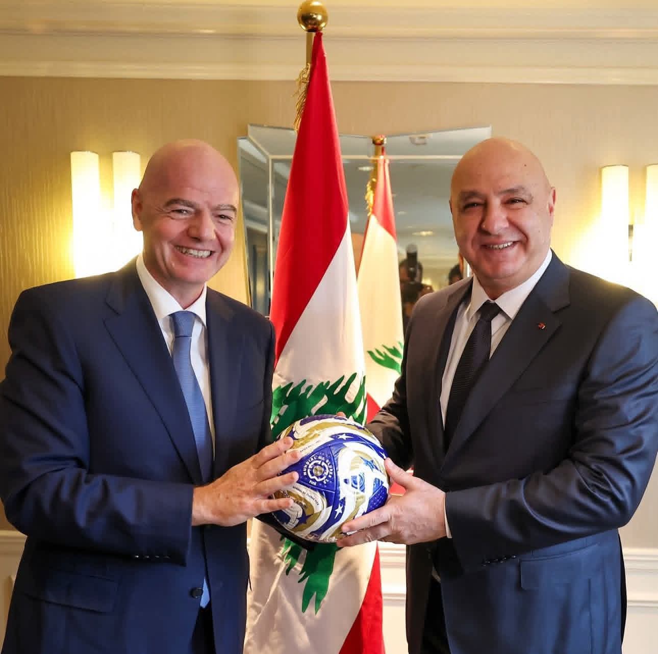 إنفانتينو يشيد بالكرة اللبنانية