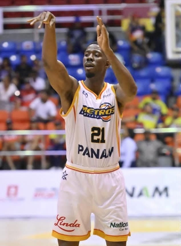 هنري سيمز يوقع مع الشانفيل