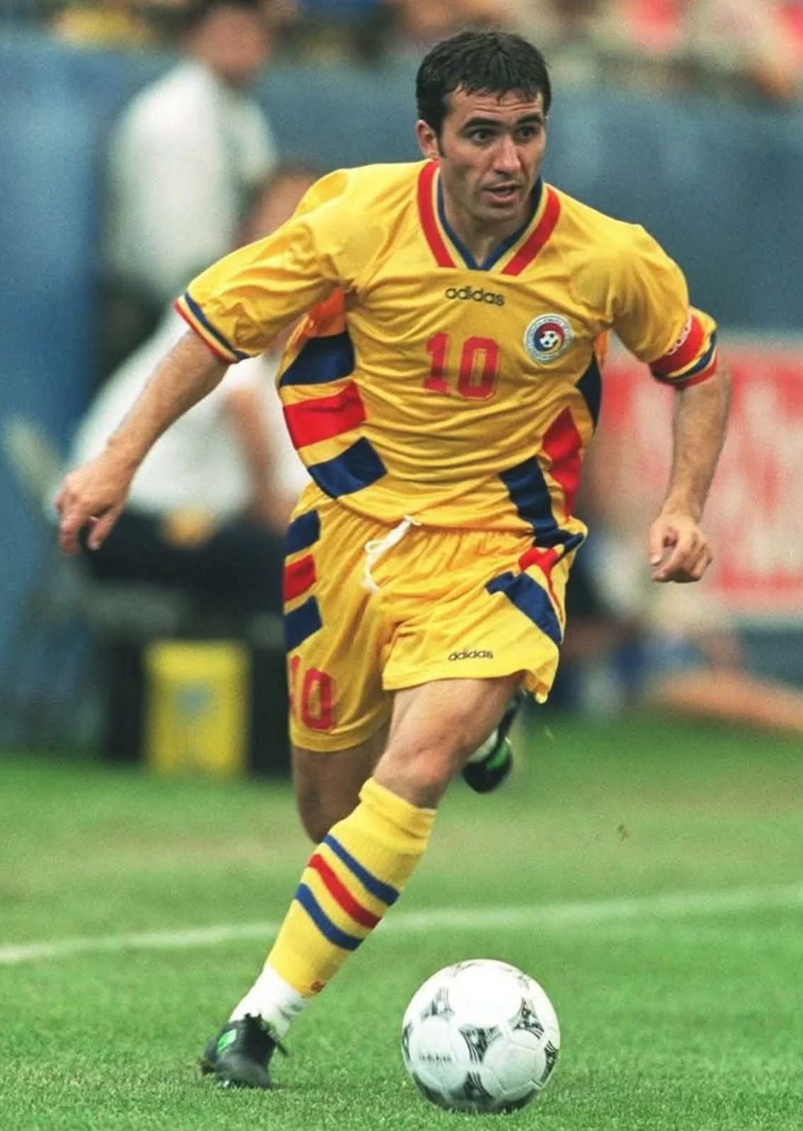 مارادونا البلقان وصانع أمجاد رومانيا