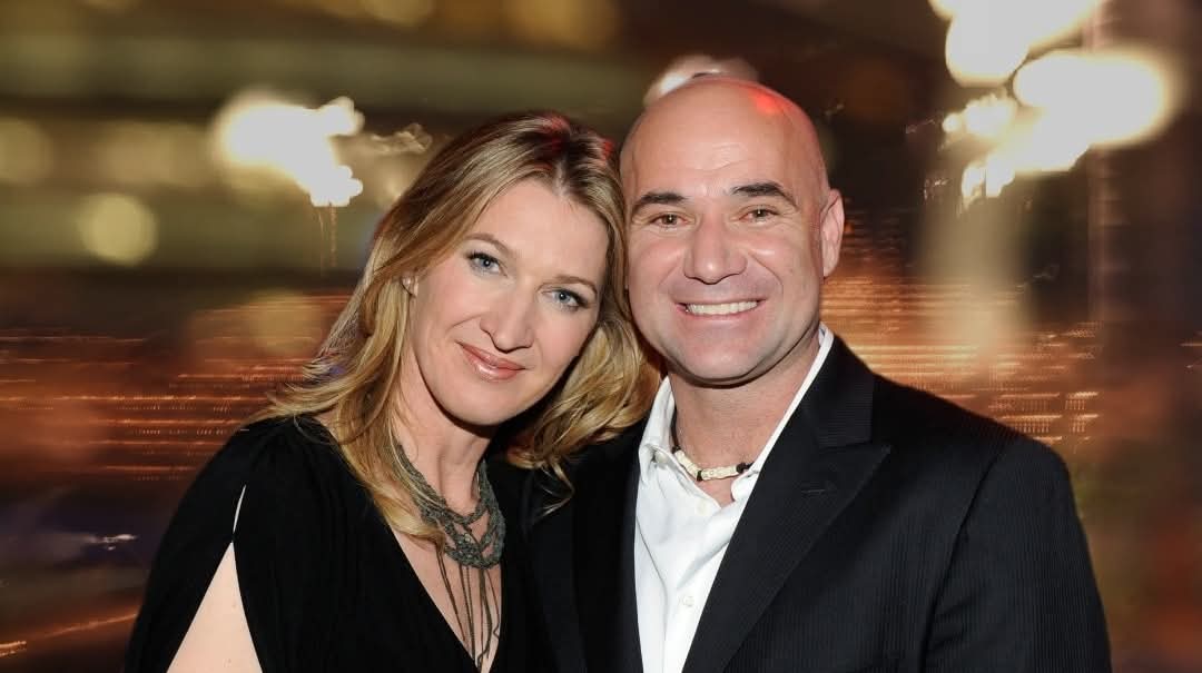 حكاية حب تجاوزت الشهرة وصمدت أمام الزمن.