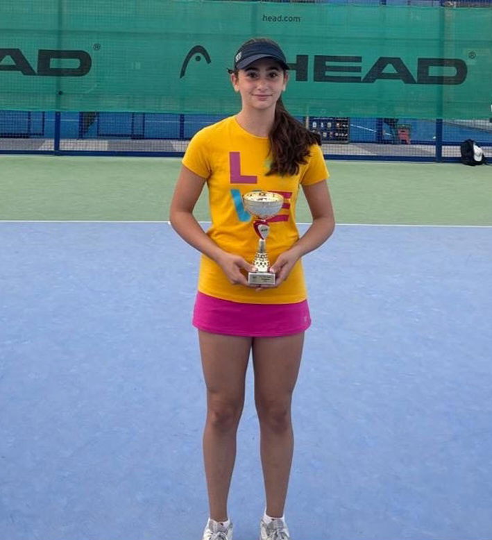 ماريا الحشّاش… موهبة لبنانية تلمع في سماء دبي