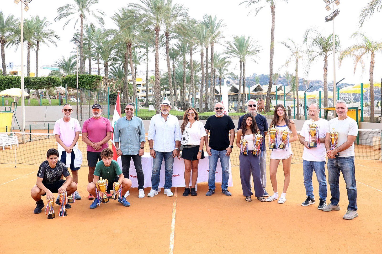 ختام ناجح لدورة نادي الرمال بالتنس