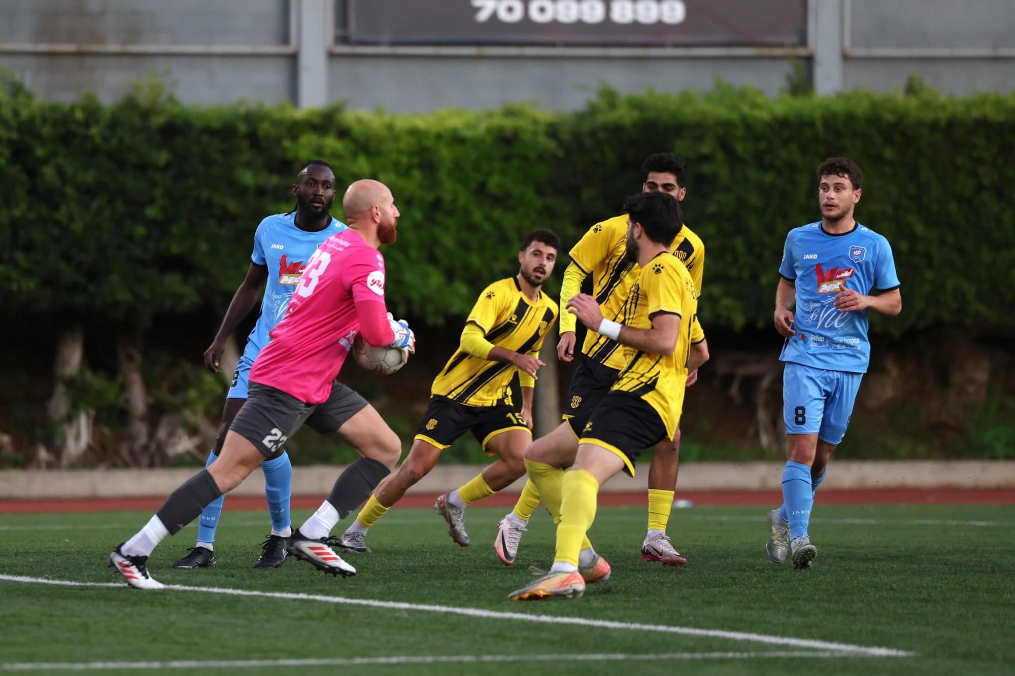 شباب الساحل يفاجىء العهد والنجمة يتخطى الراسينغ بسهولة